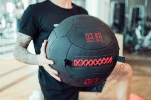 Тренировочный мяч Original FitTools Wall Ball Deluxe 10 кг